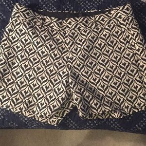 Banana Republic Shorts (NWOT - 4)